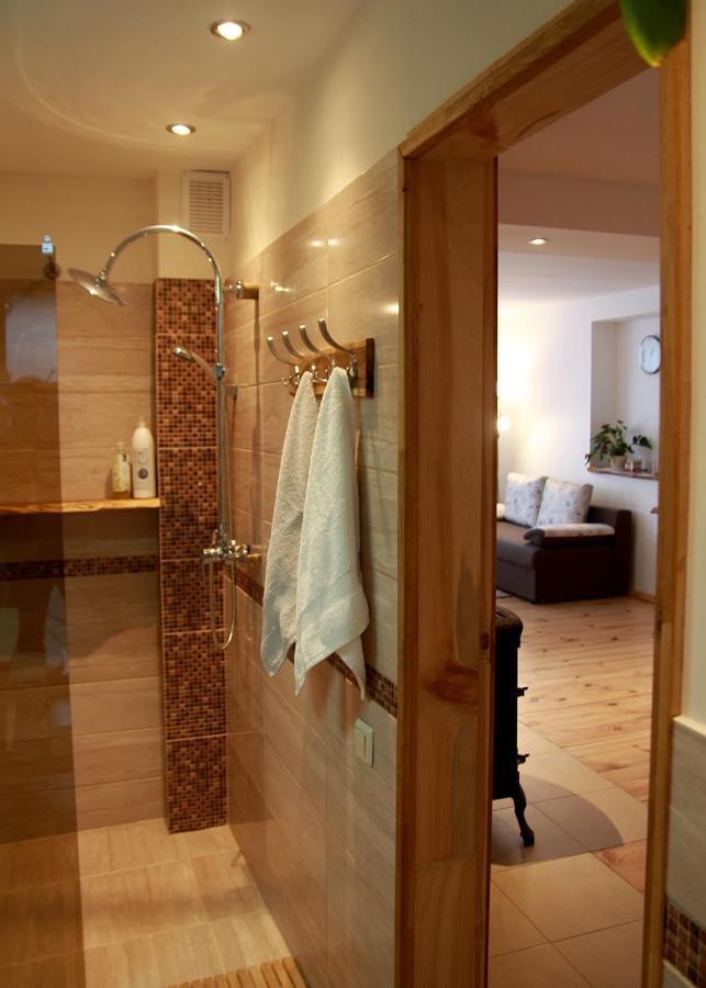 Emilie'S Apartments Liepaja Ngoại thất bức ảnh